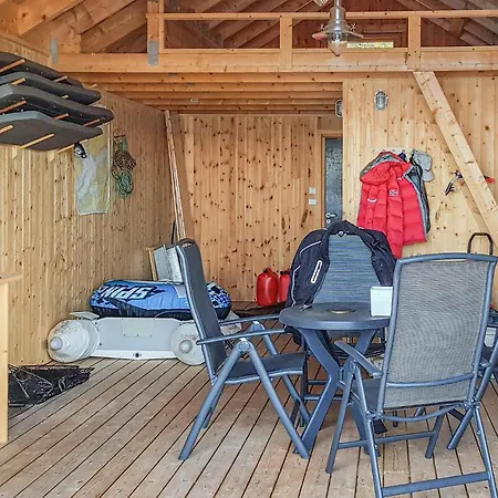 Awesome In Vihals W/ 3 Bedrooms Holiday home *